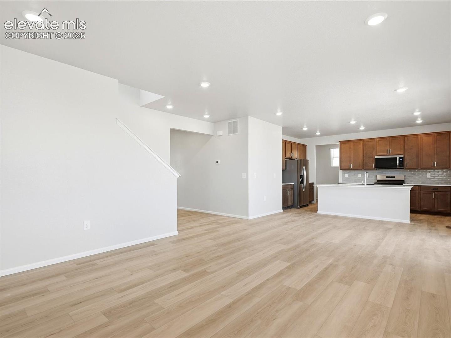 Listing photo 5 for 10833 Rolling Ranch Drive