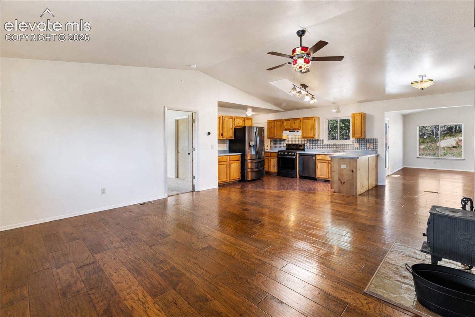 Listing photo 17 for 3050 Homestake Place