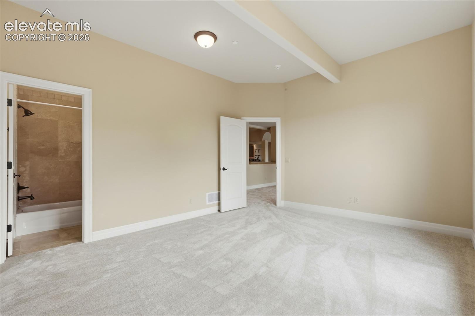 Listing photo 47 for 395 Young Circle