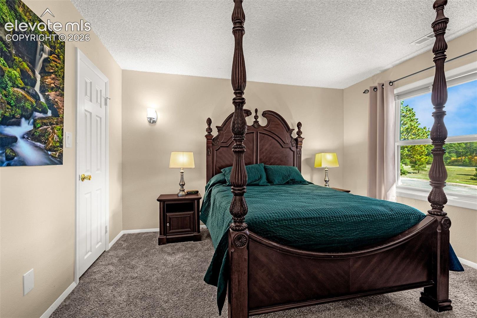 Listing photo 19 for 1660 Deer Creek Road