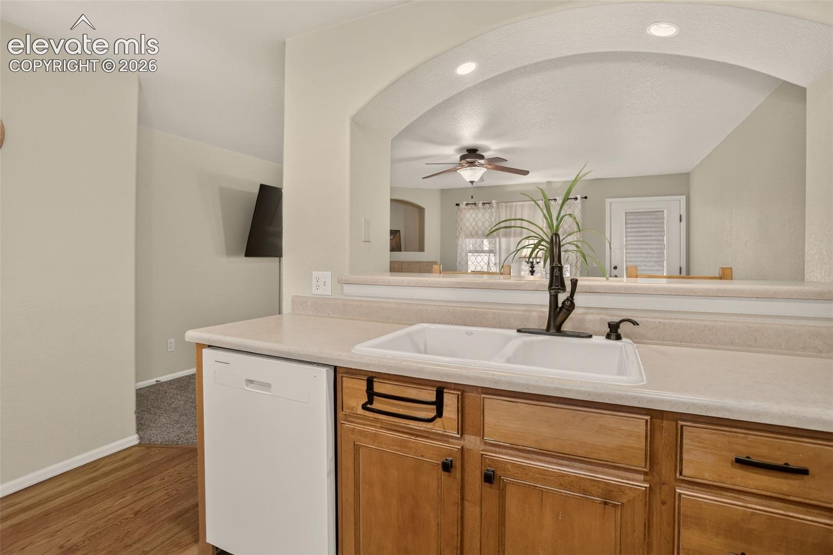 Listing photo 9 for 3782 Homestead Ridge Heights