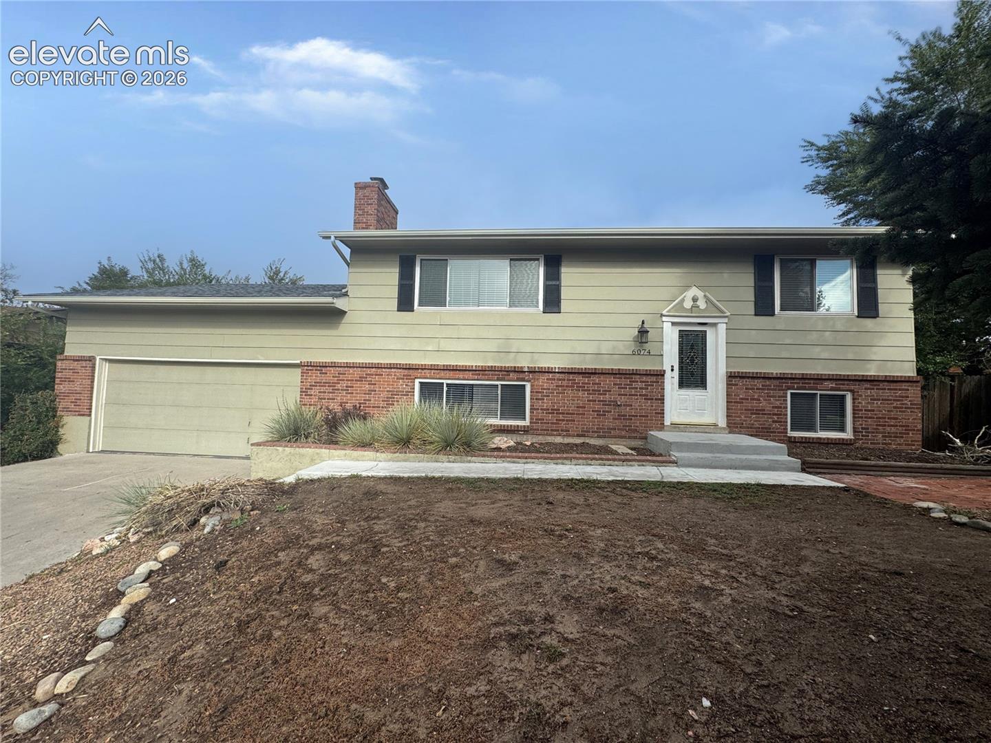 Listing photo 40 for 6074 Del Rey Drive