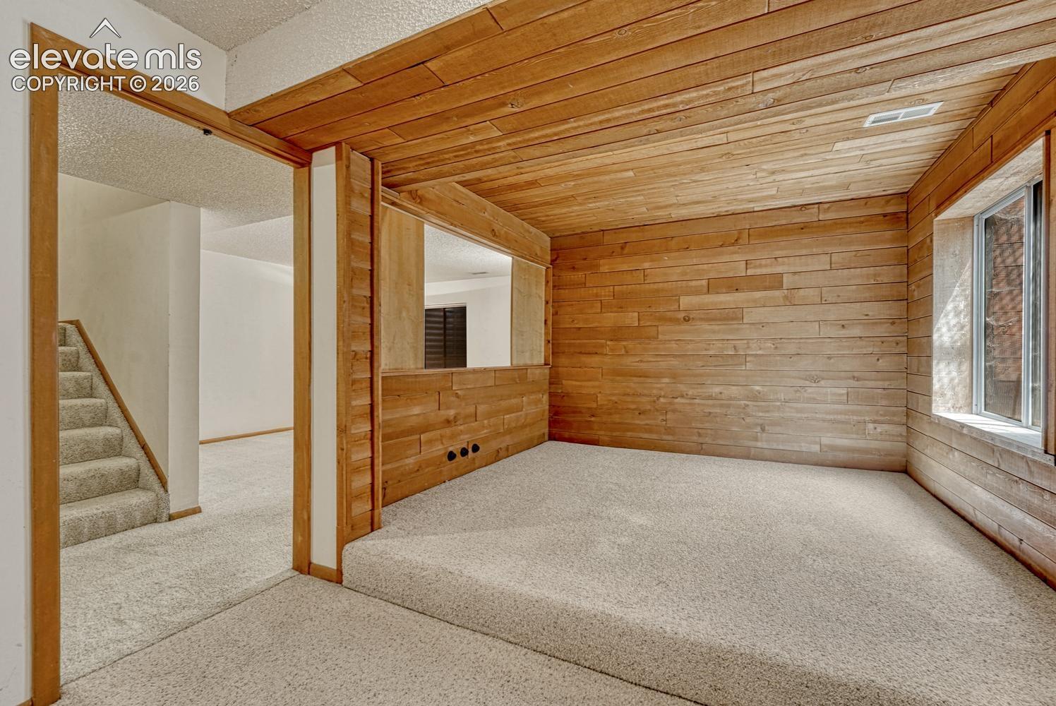 1882 Brookdale Drive, photo 11