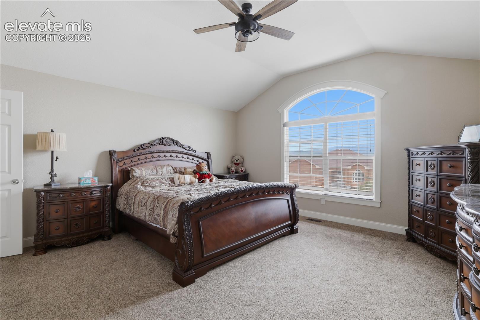 Listing photo 13 for 8109 Lodi Lane