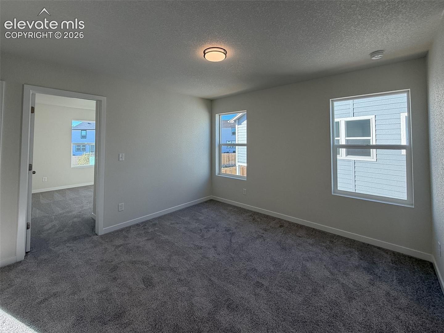 Listing photo 14 for 8515 Blue Feather Loop