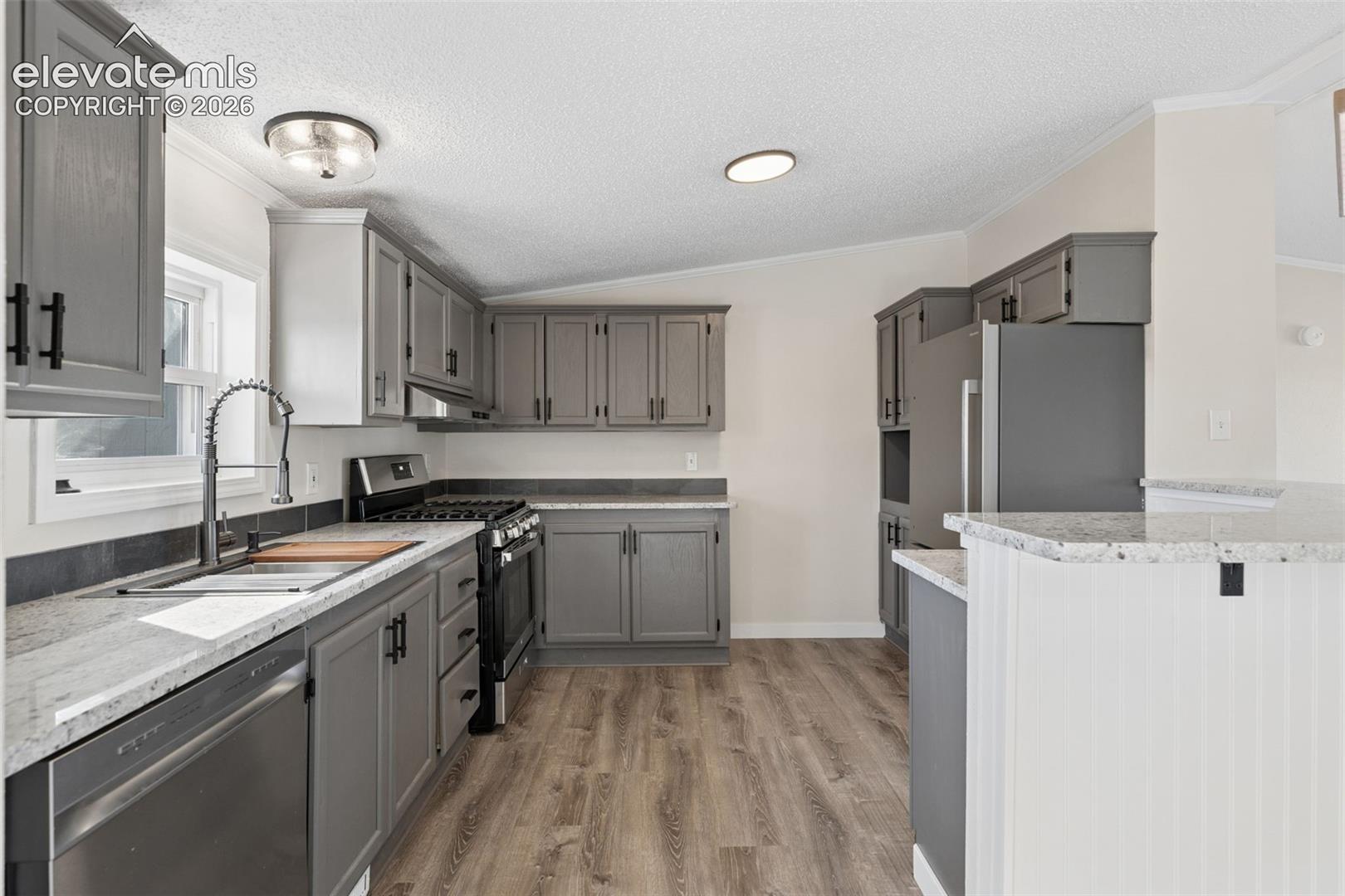 Listing photo 15 for 5510 Whipshaw Road
