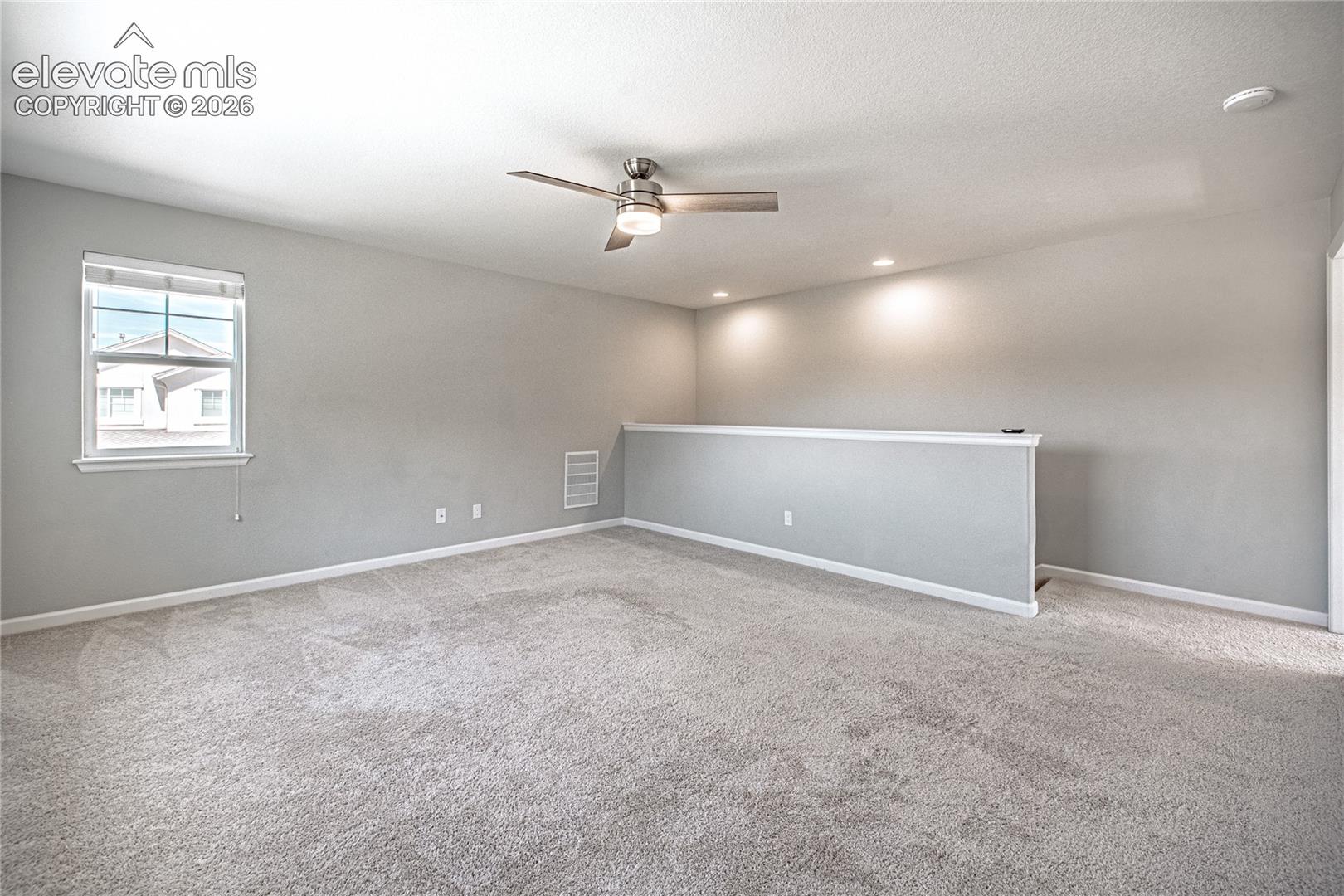 Listing photo 18 for 1306 Promontory Bluff View