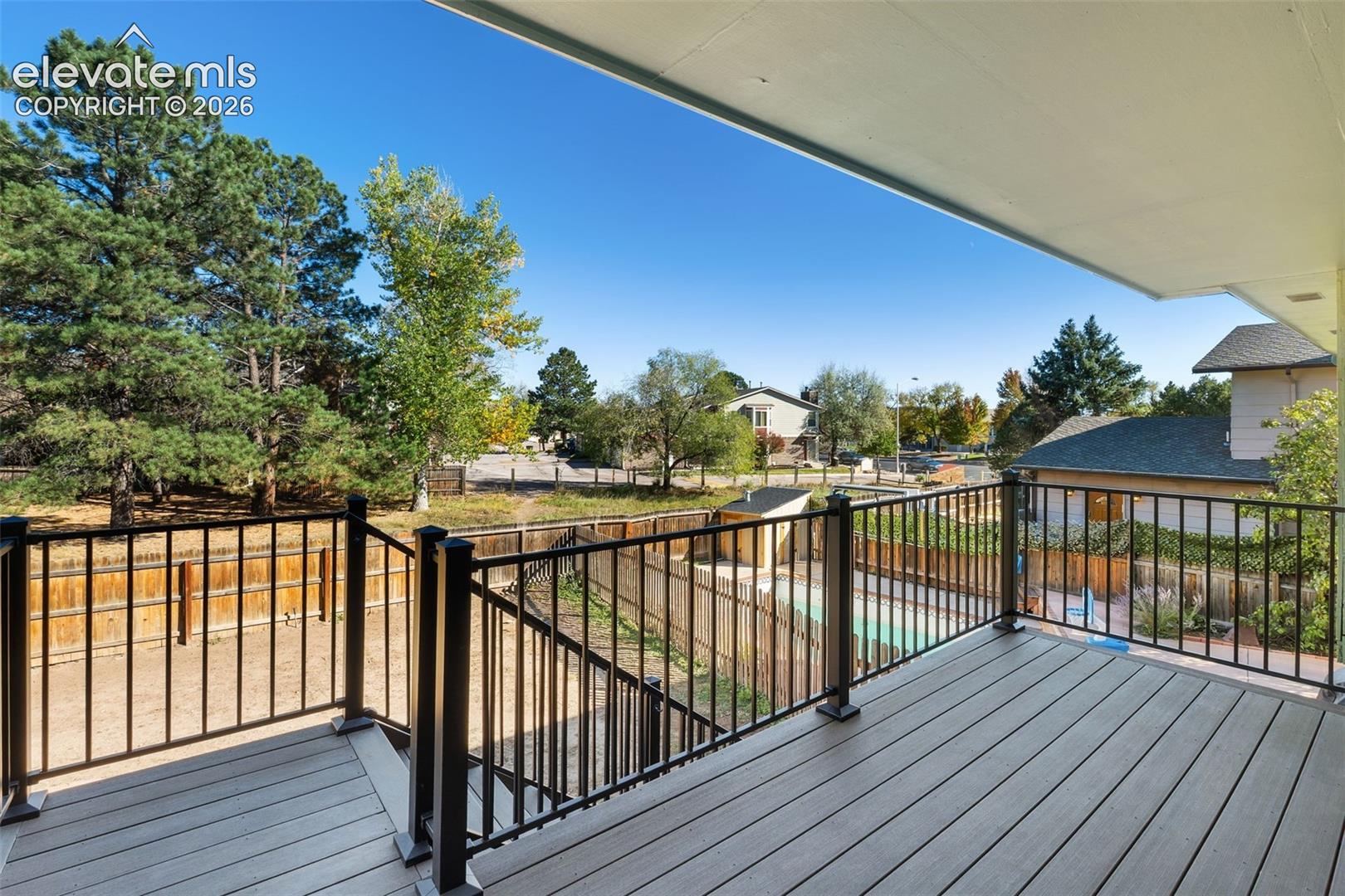 Listing photo 3 for 420 Allegheny Drive