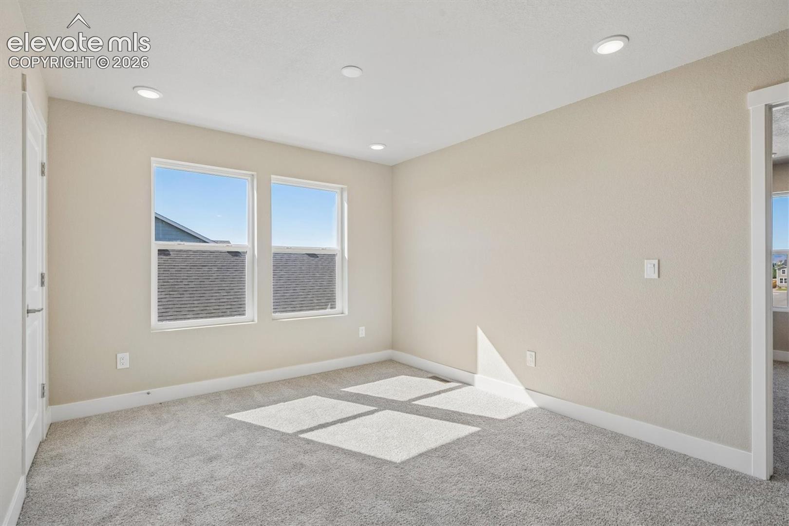 Listing photo 17 for 7907 Grey Bark Way