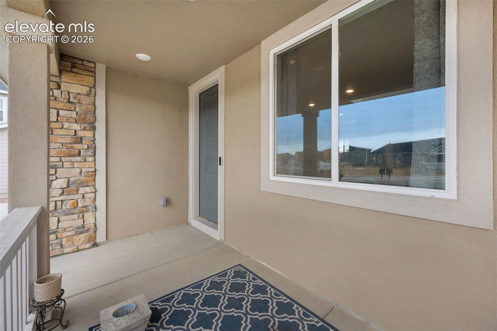 Listing photo 2 for 2501 Bella Terra Drive