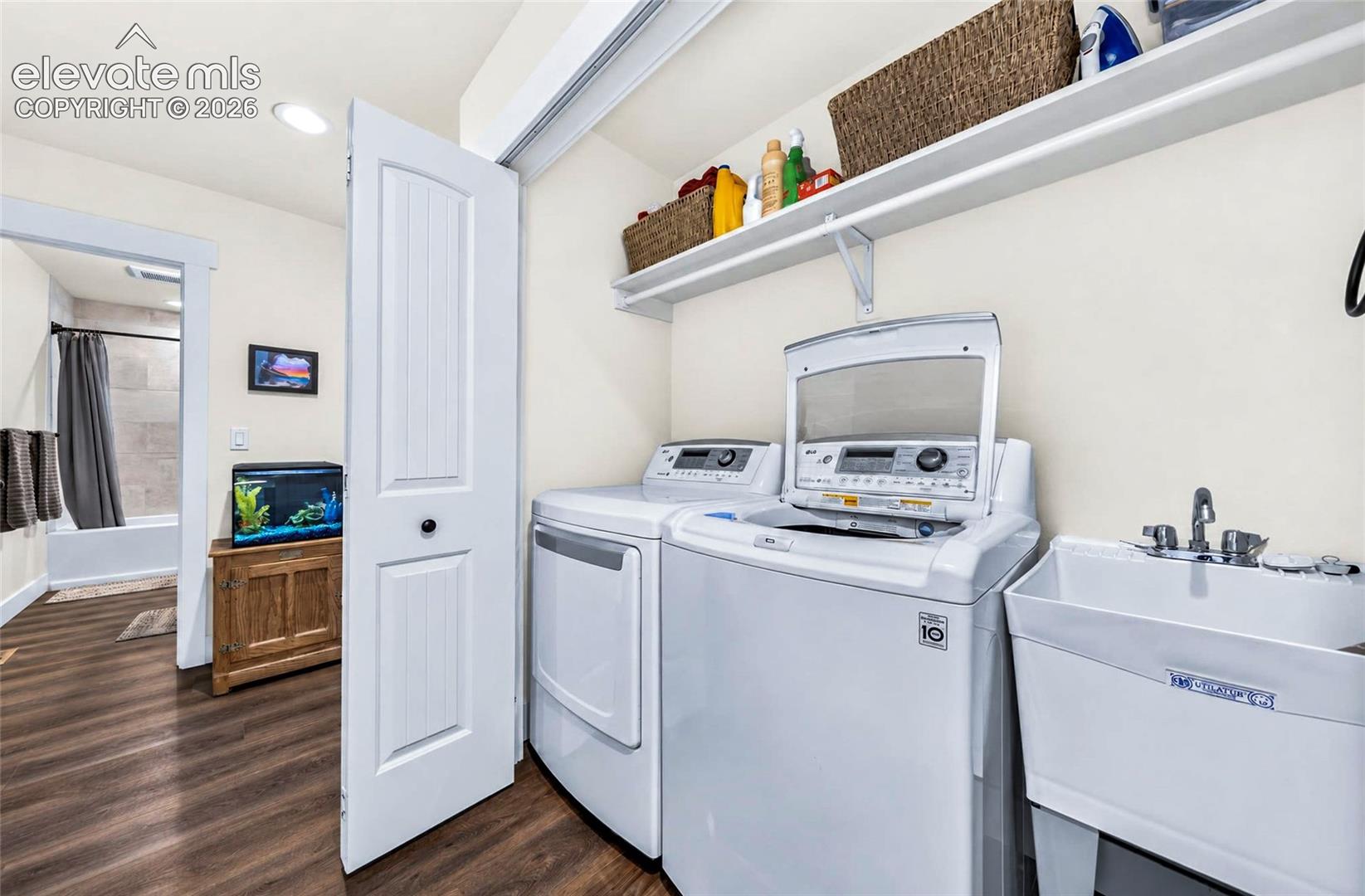 Listing photo 36 for 258 Turnabout Lane