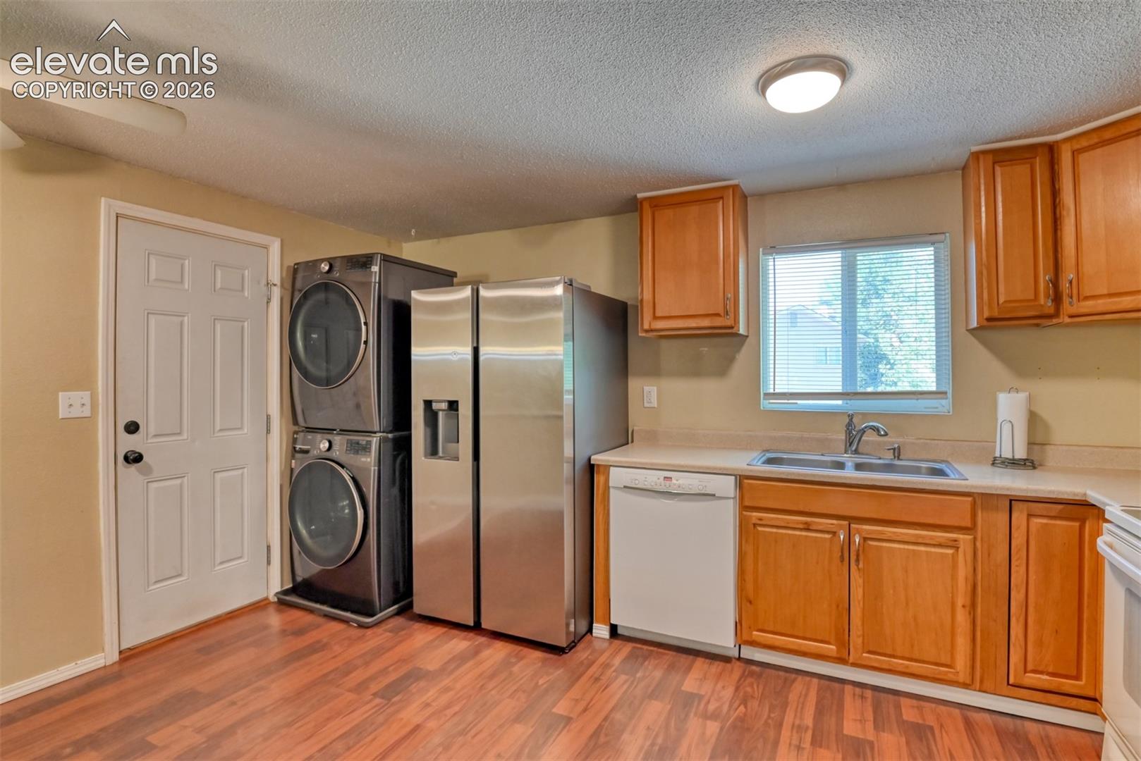 Listing photo 13 for 1810 Bonita Drive