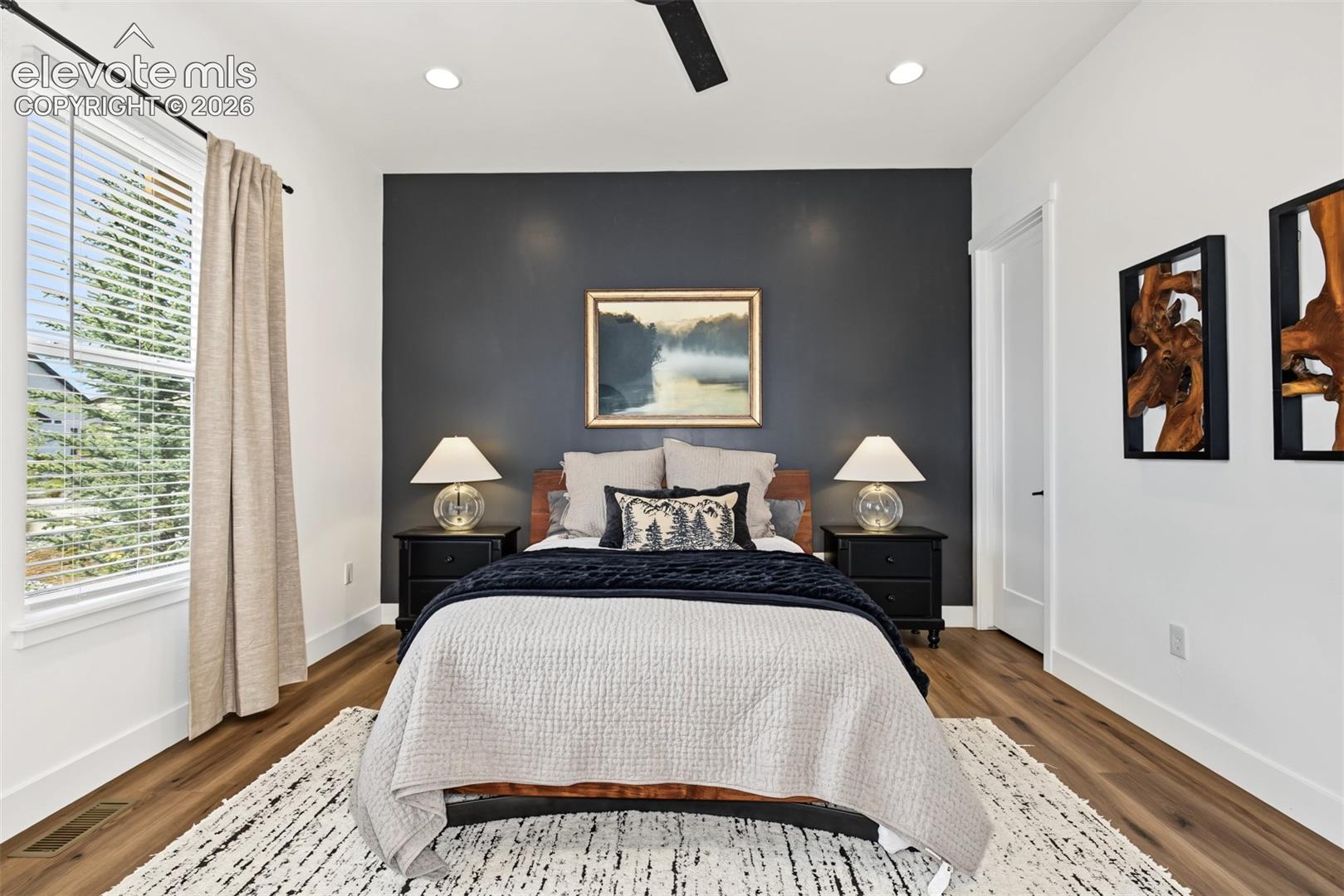 Listing photo 23 for 16349 Treetop Glory Court