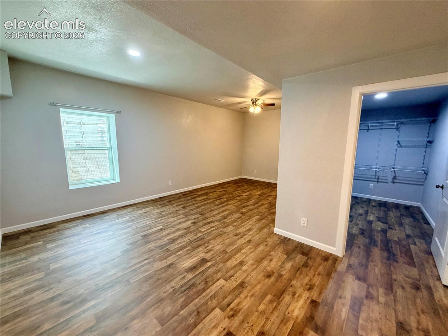 Listing photo 39 for 698 W McCulloch Boulevard