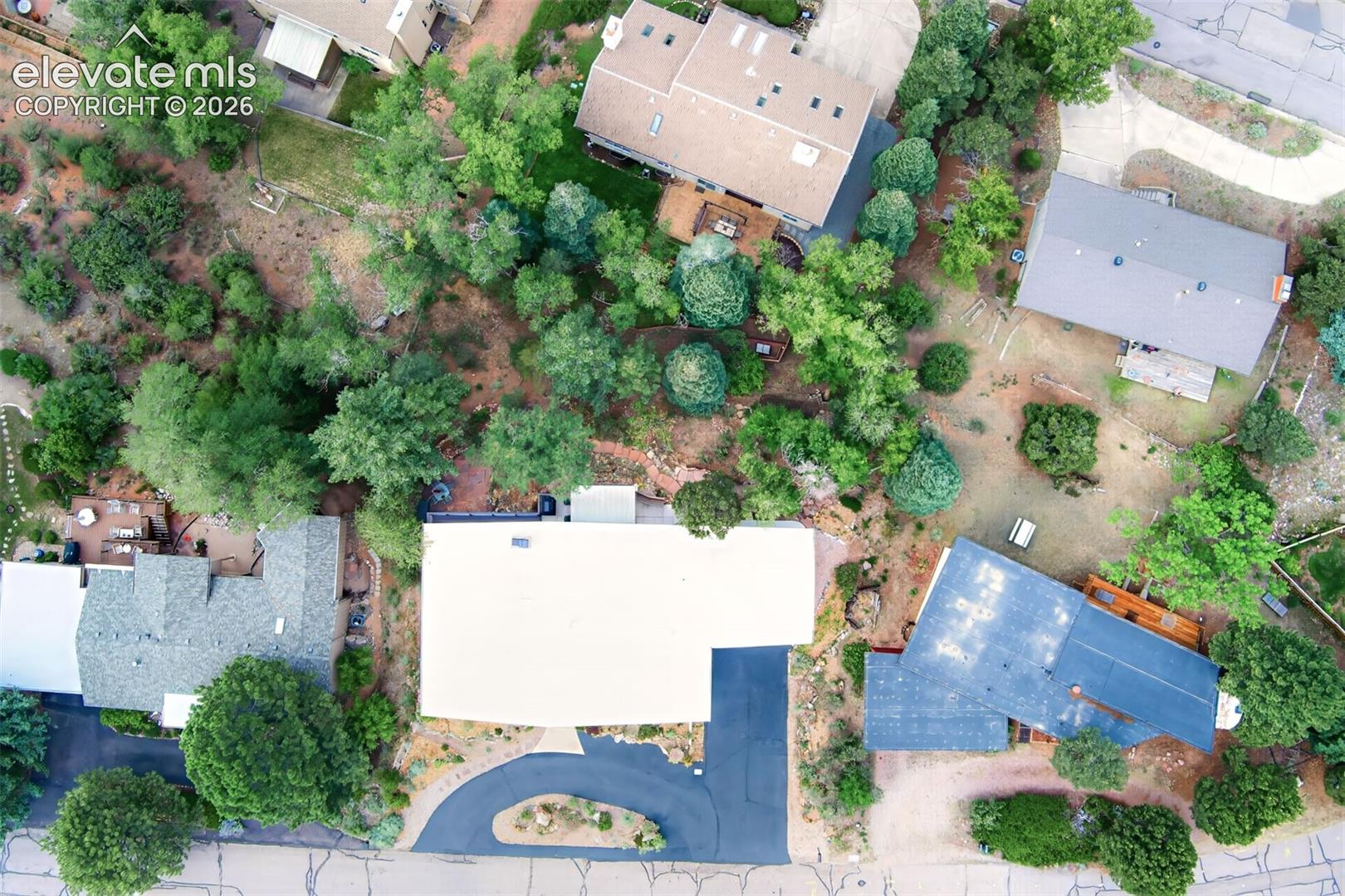 Listing photo 49 for 1224 E High Point Lane