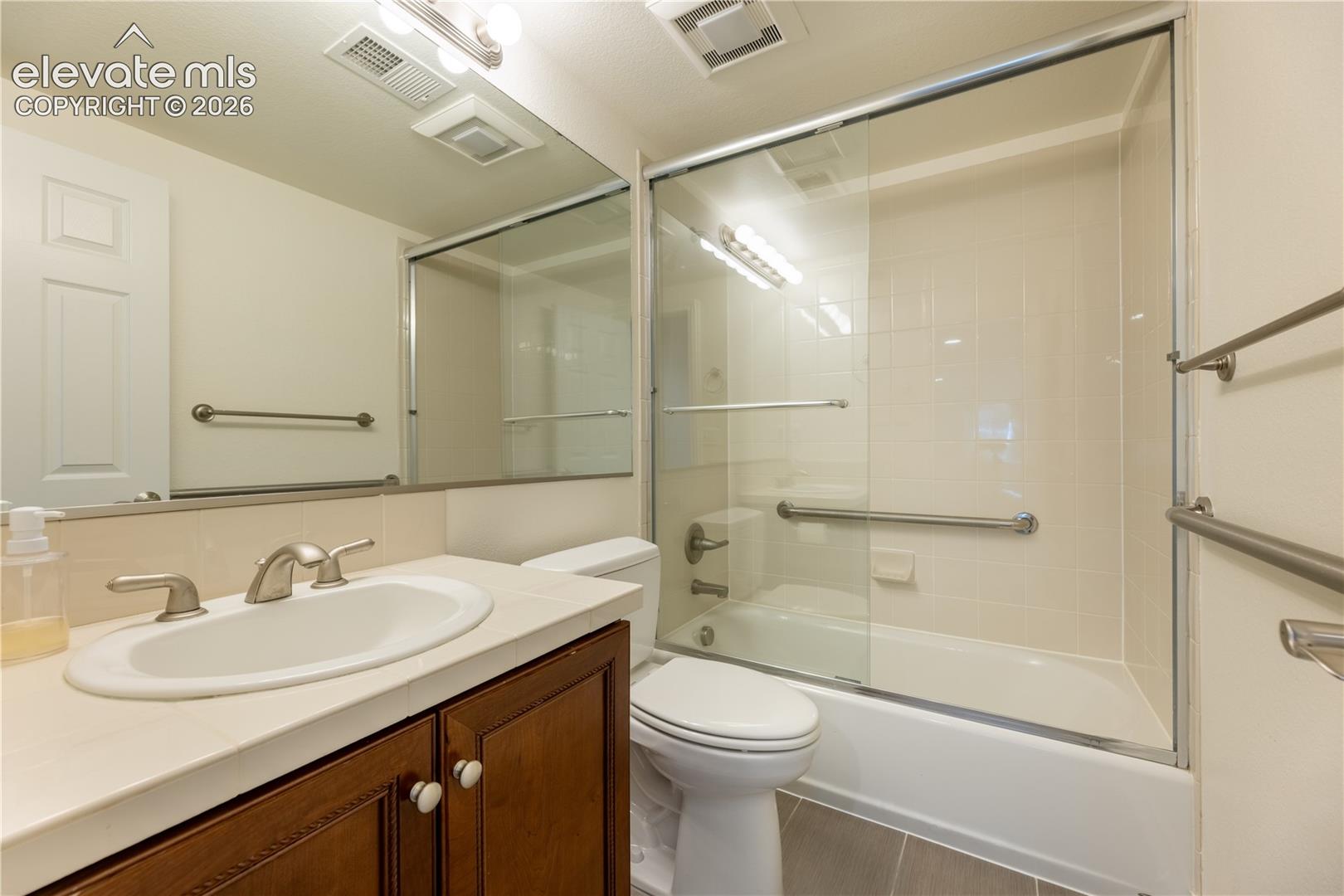 Listing photo 30 for 5011 Vermillion Court
