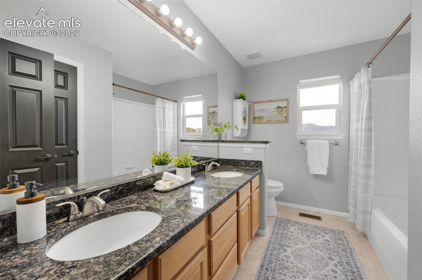 Listing photo 31 for 1605 Capadaro Court
