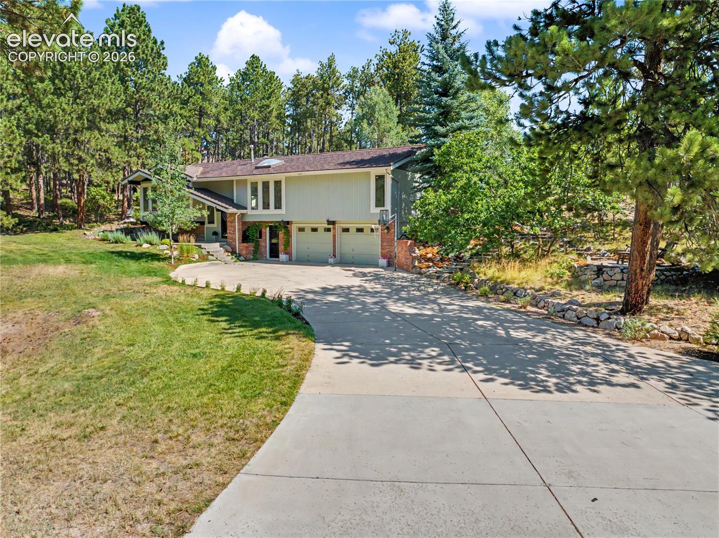Listing photo 46 for 1250 Woodmoor Drive
