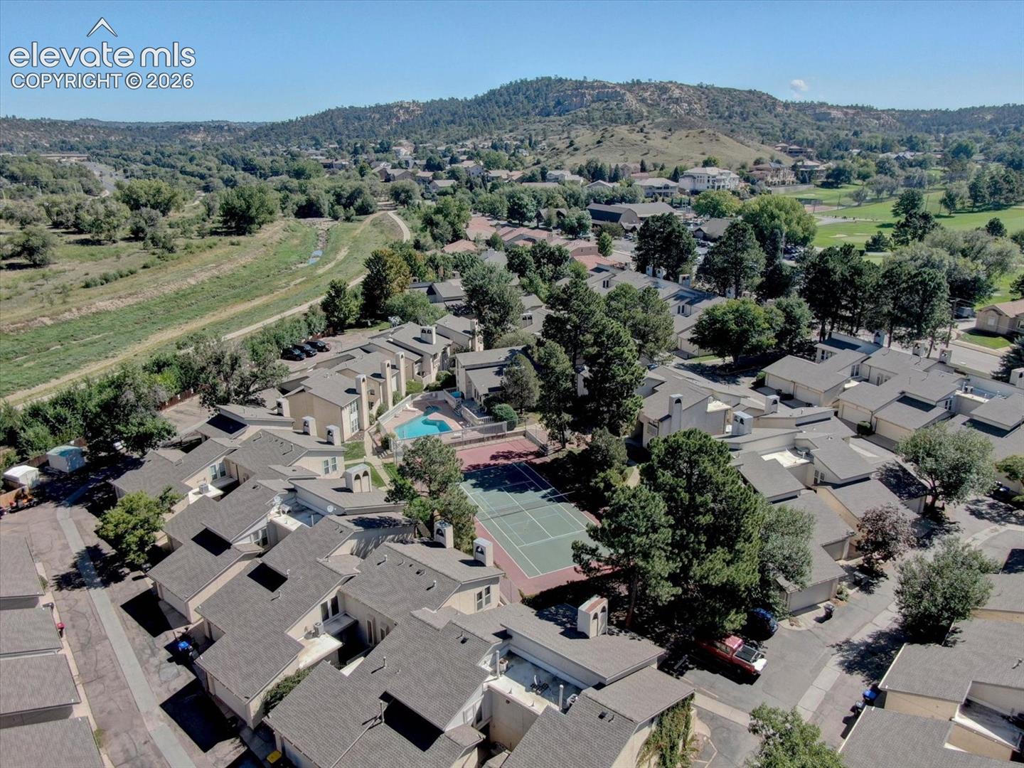 Listing photo 44 for 3330 Templeton Gap Road 55