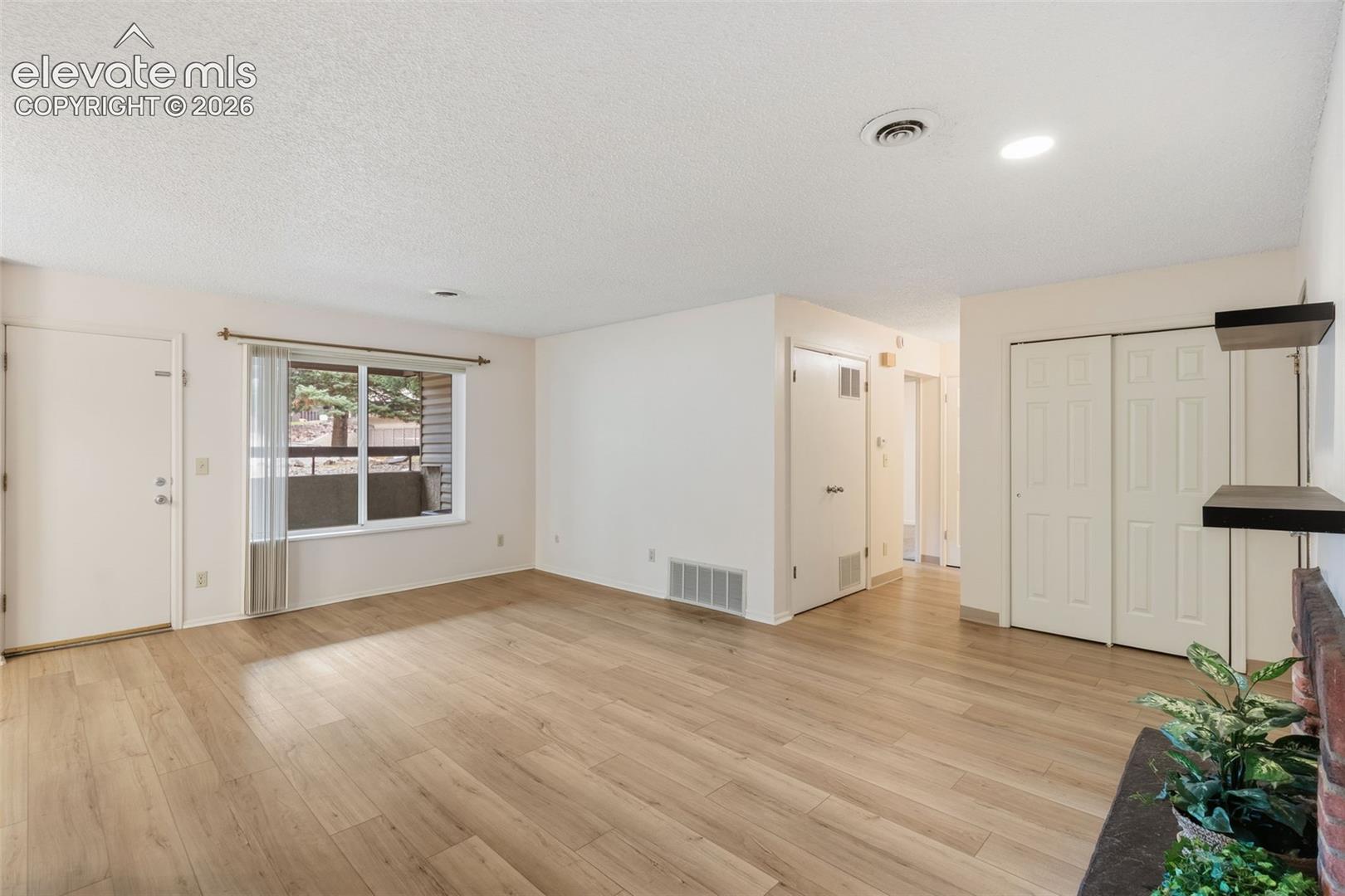 Listing photo 16 for 6530 Delmonico Drive 106