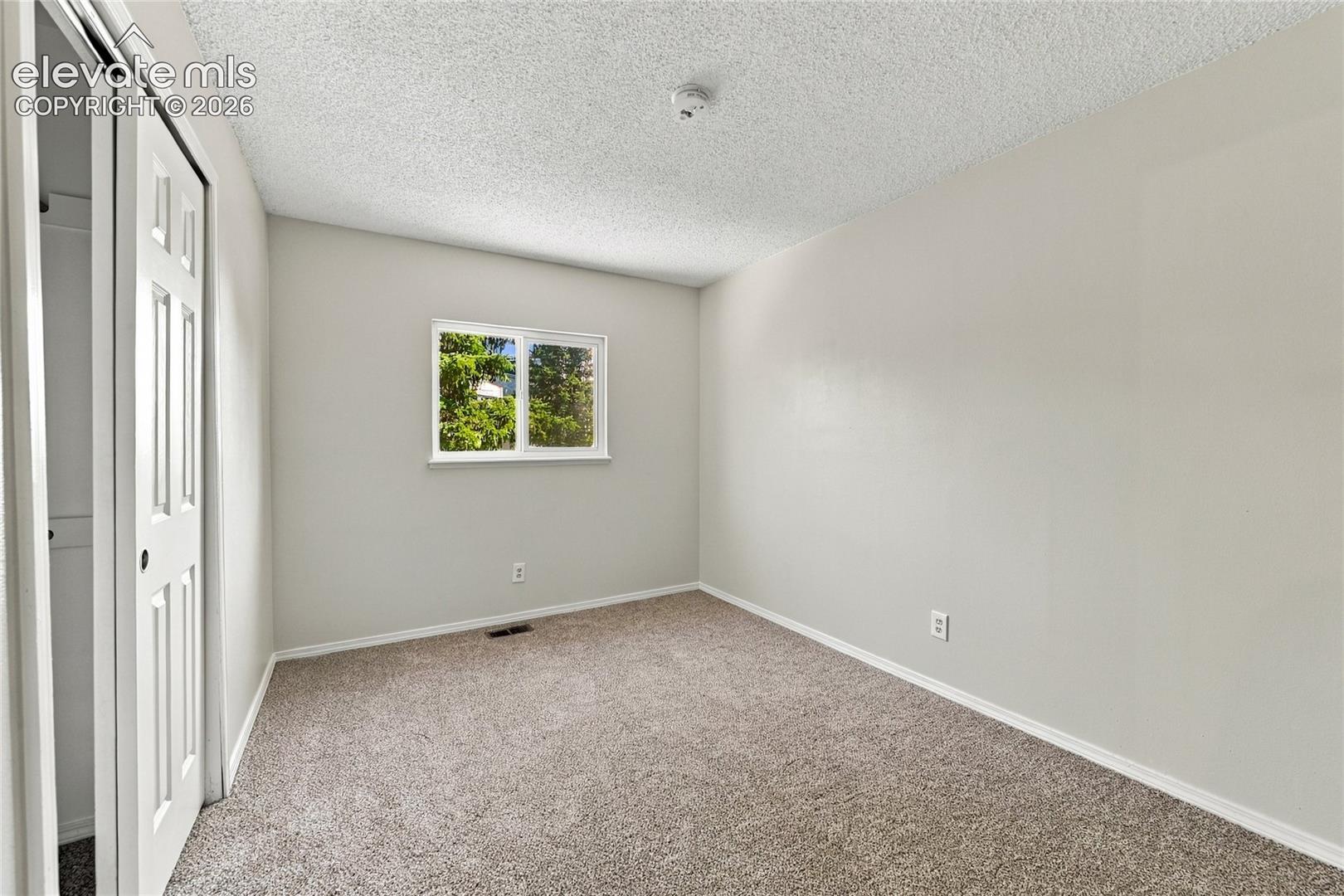 Listing photo 27 for 3705 Brisbane Drive