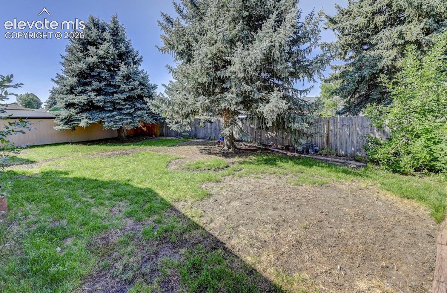 Listing photo 20 for 222 Fay Drive