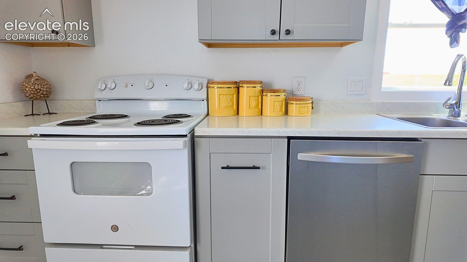 Listing photo 6 for 39030 Alta Vista Road