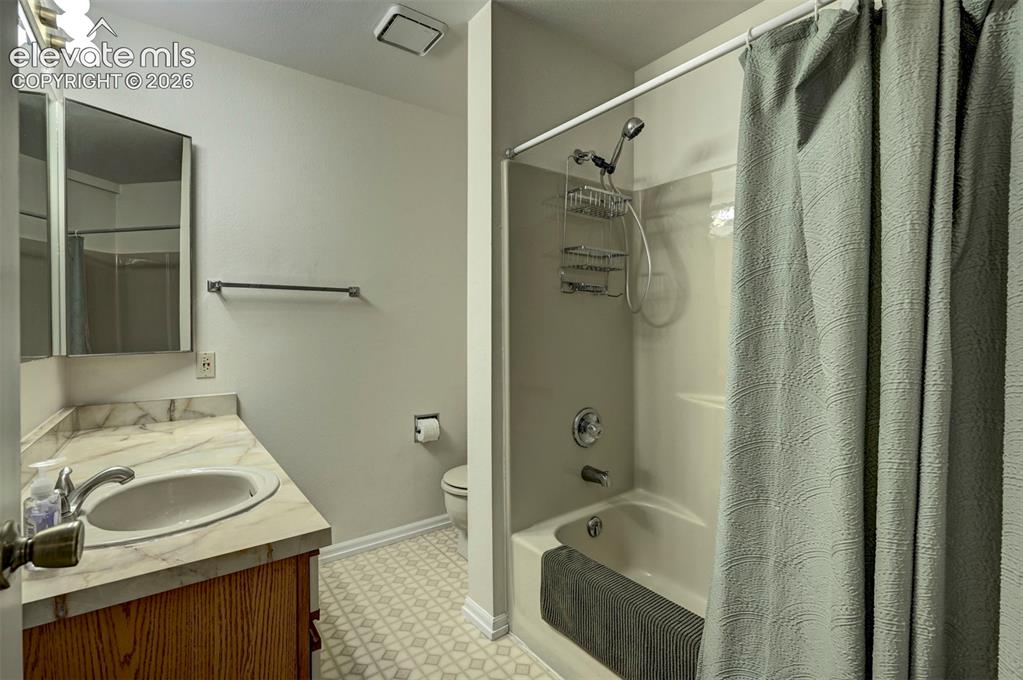 1016 Moorings Drive, photo 15