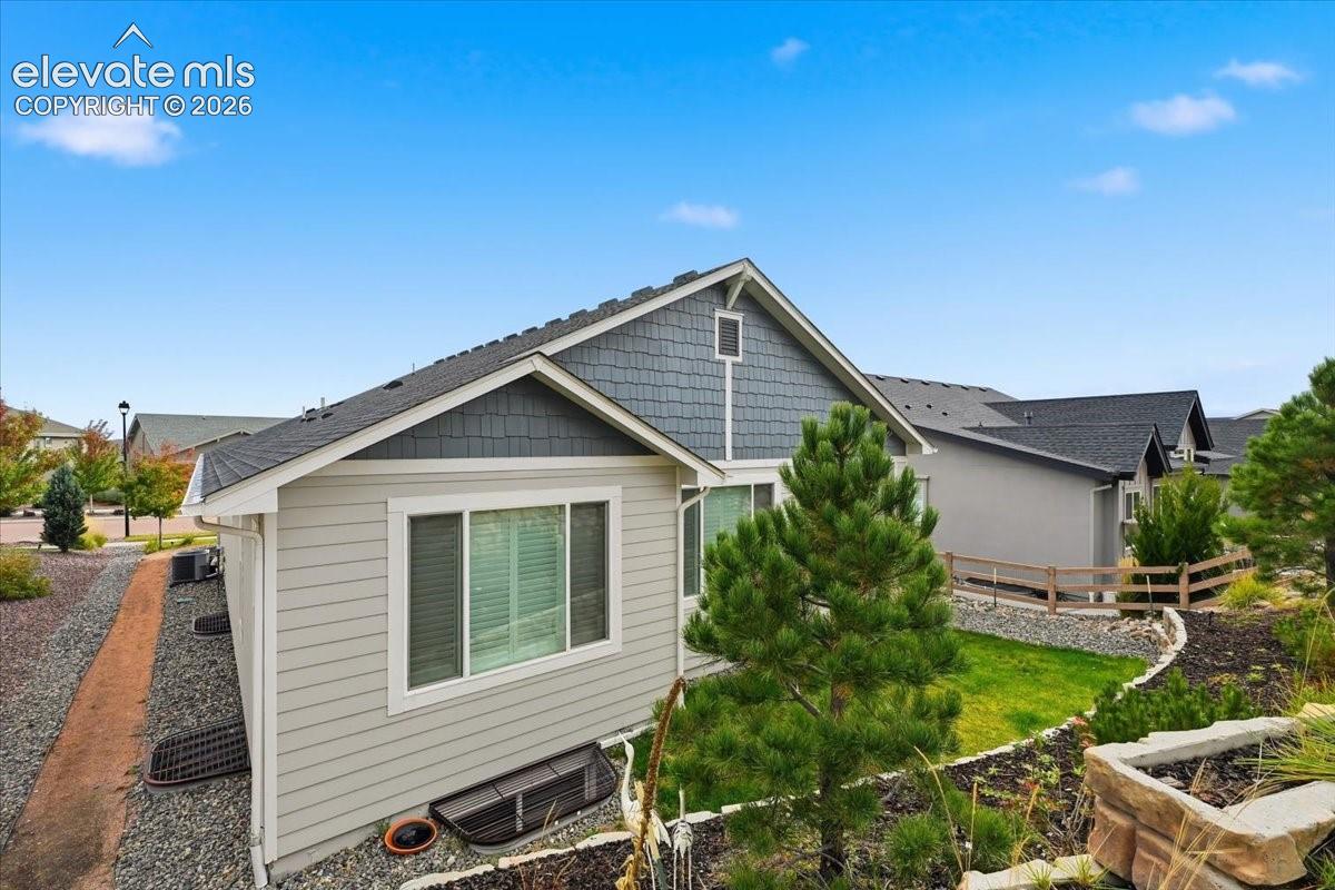 Listing photo 42 for 10398 Sharon Springs Drive