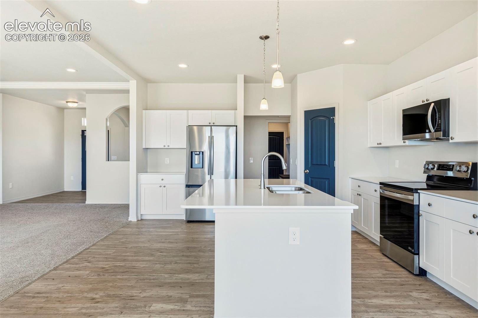 Listing photo 14 for 3955 N Yoder Road