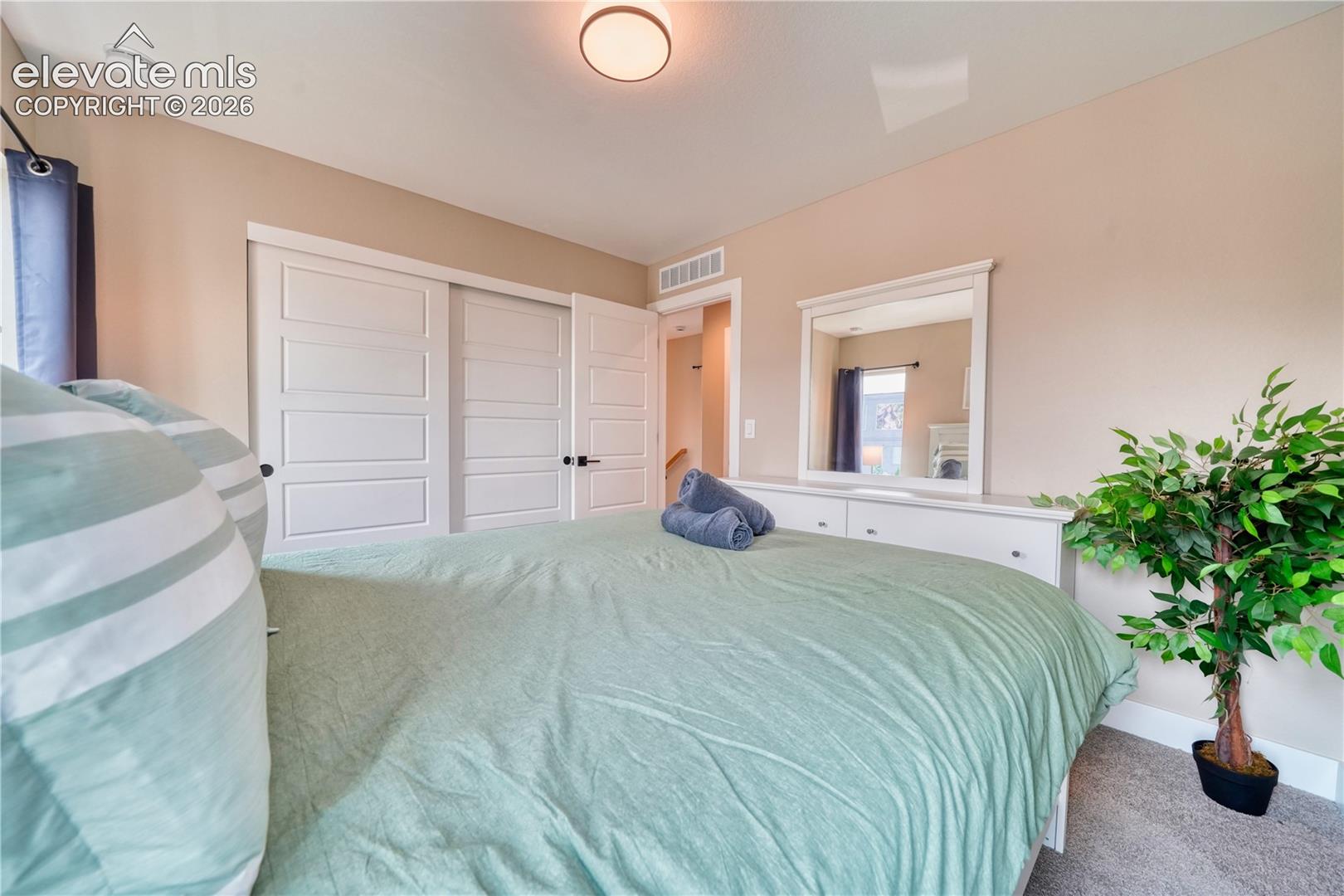 Listing photo 29 for 829 Kalamath Street