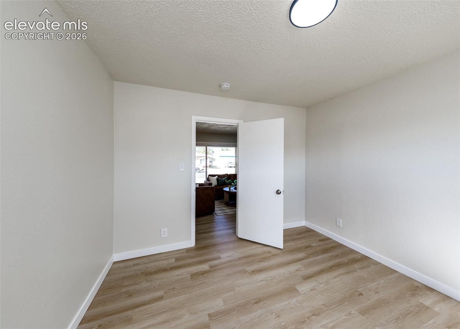 Listing photo 28 for 105 Norman Drive