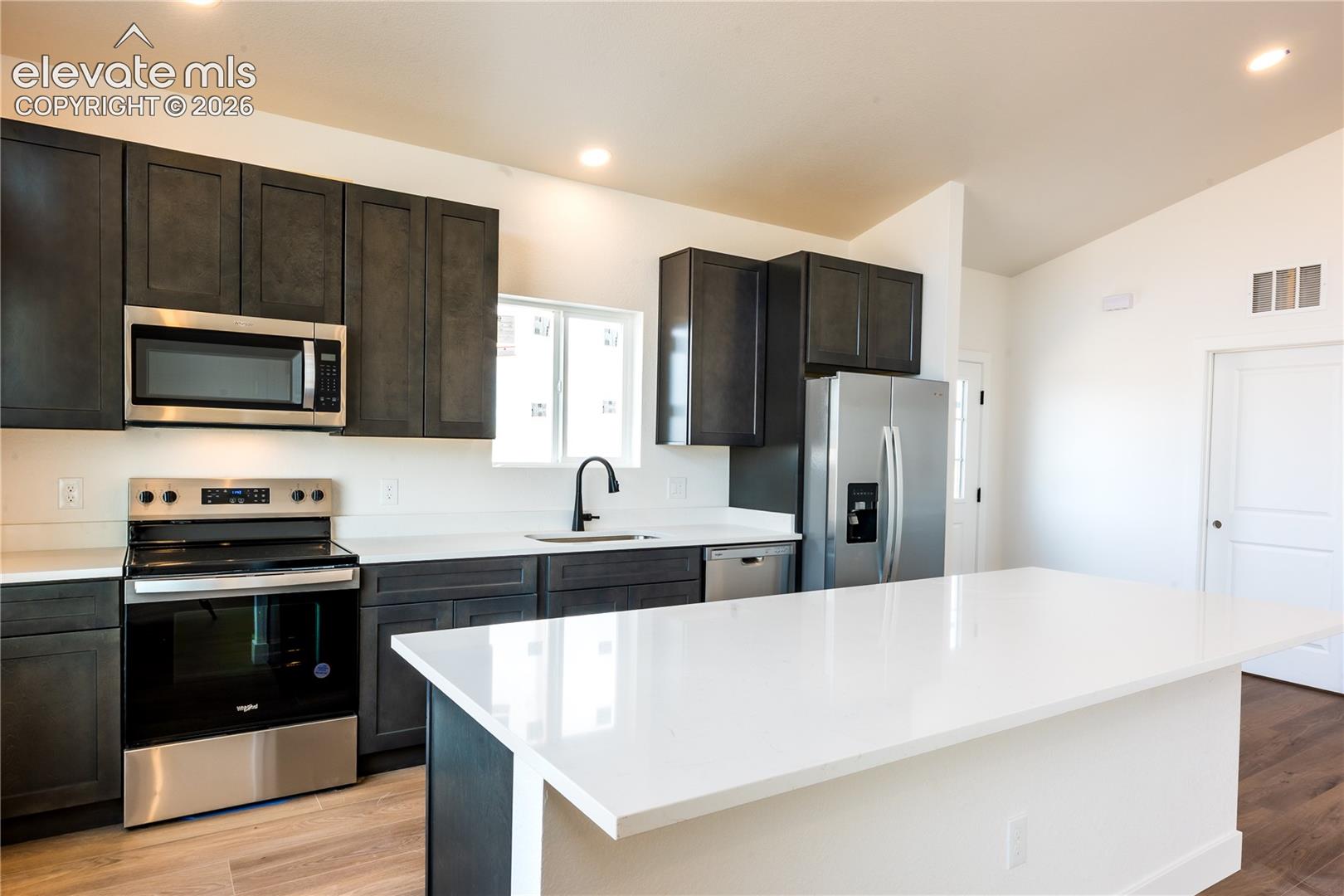 Listing photo 5 for 9335 S Peyton Highway