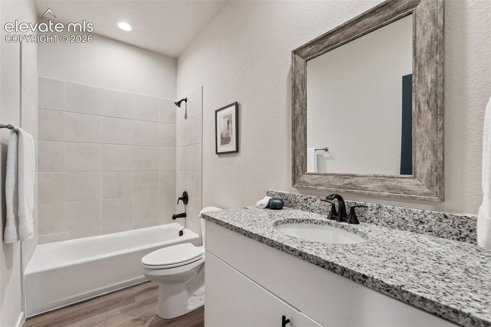 Listing photo 32 for 280 S Meriweather Drive