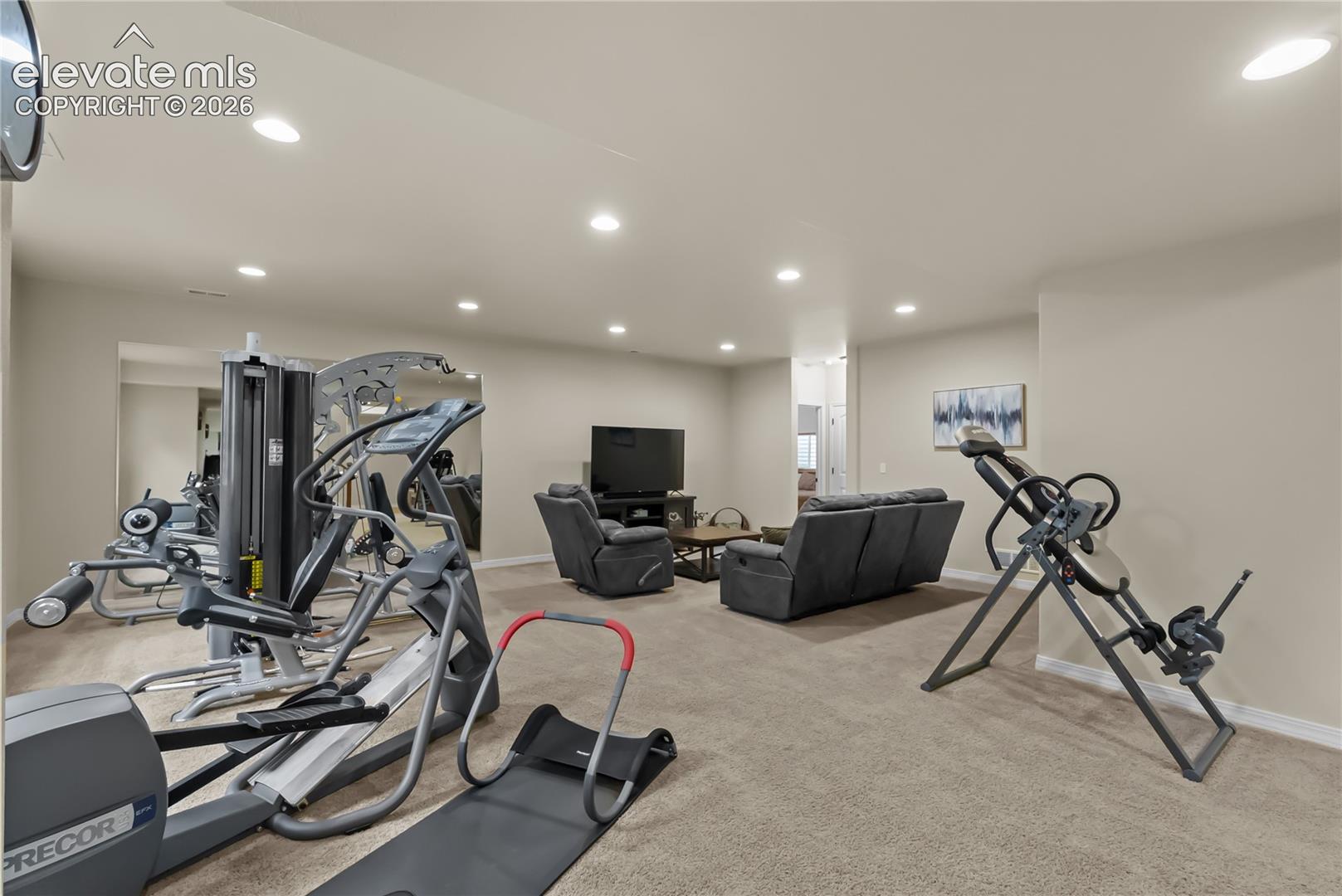 Listing photo 30 for 3336 Redcoat Lane