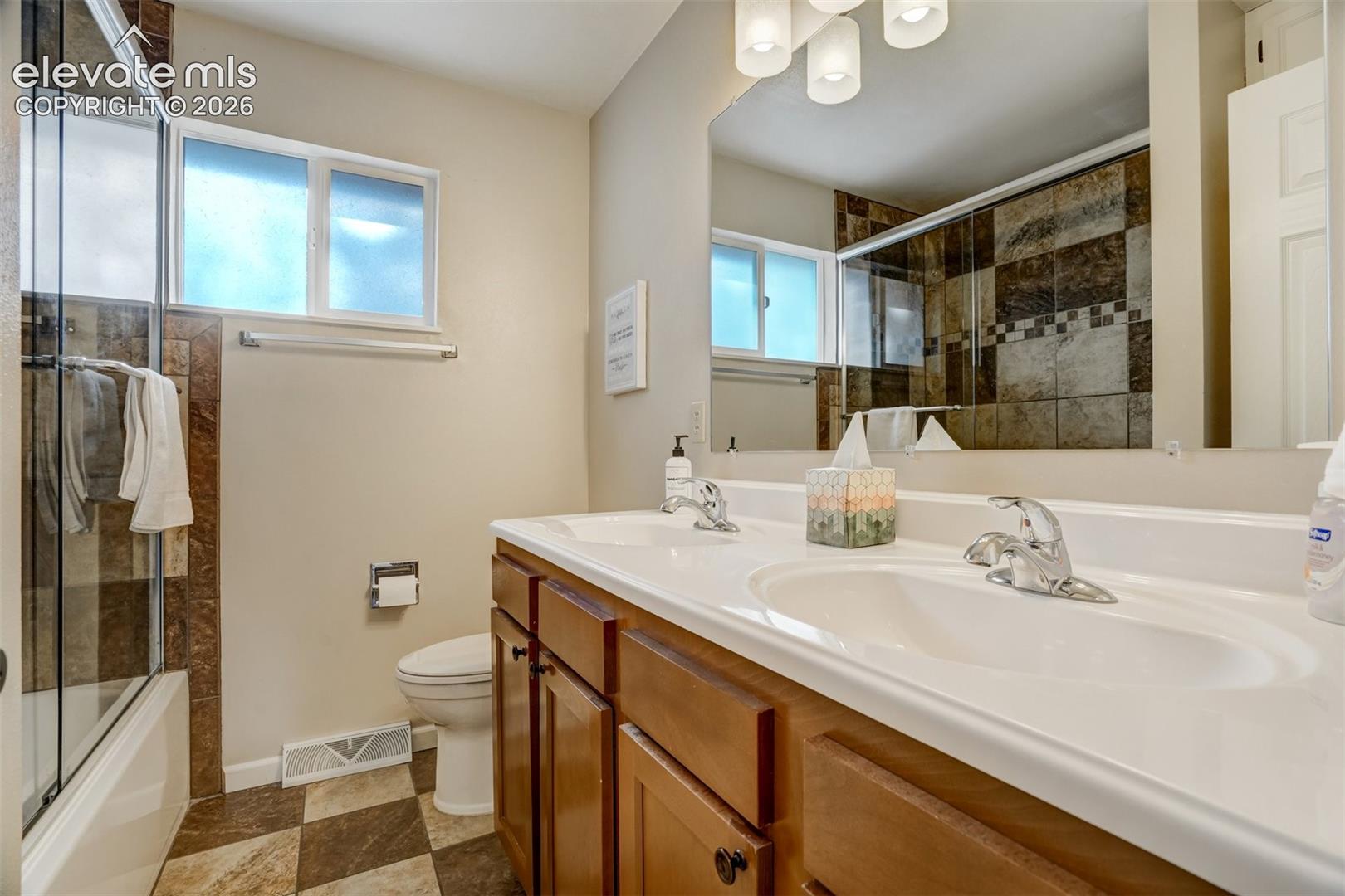 3812 Somerset Drive, photo 32