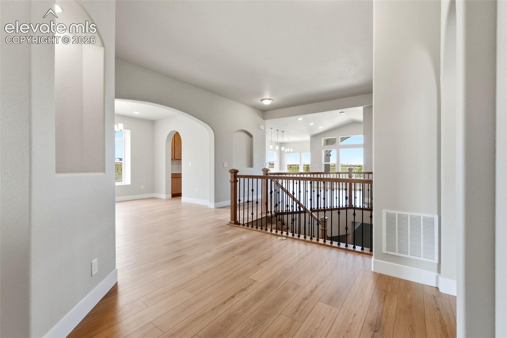 Listing photo 5 for 13513 Crooked Hill Drive