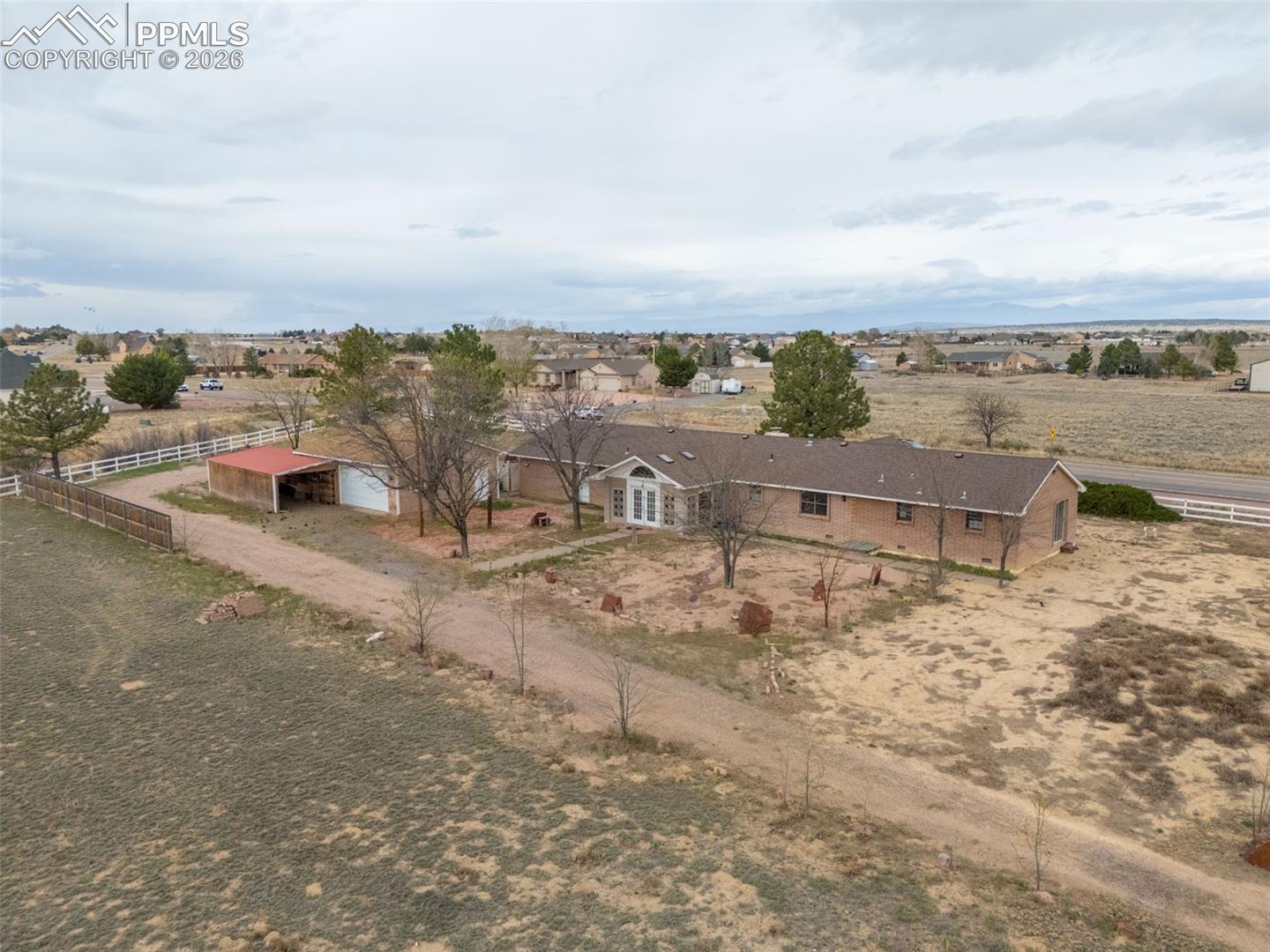 922 McCulloch Boulevard