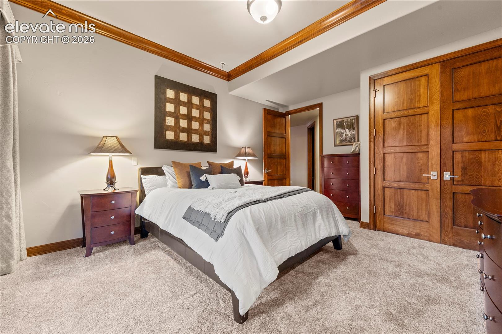 Listing photo 32 for 2217 Rainbows End Point