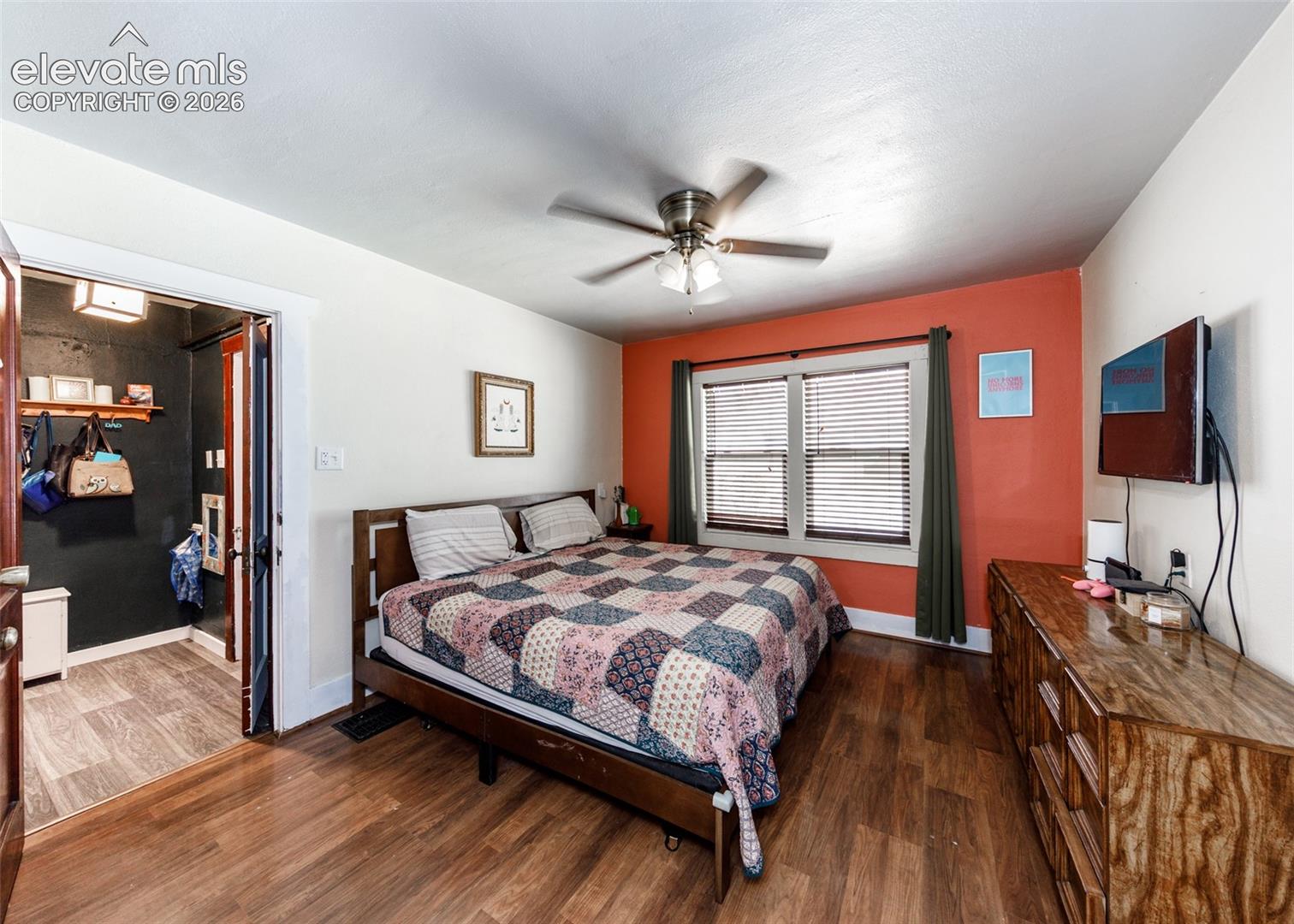 Listing photo 18 for 2035 Pine Street