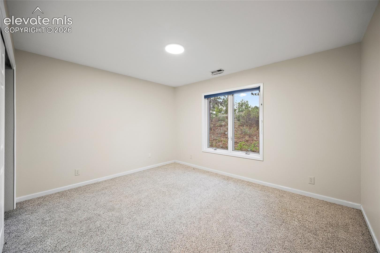 7530 Winding Oaks Drive, photo 37
