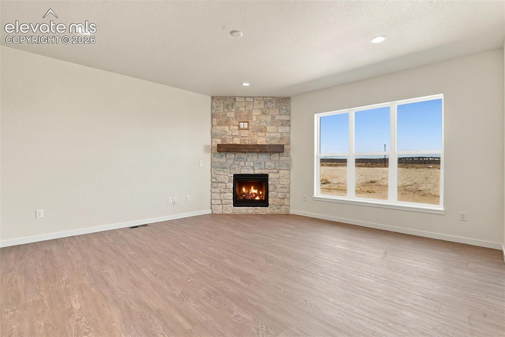 Listing photo 15 for 8673 Long Beach Terrace