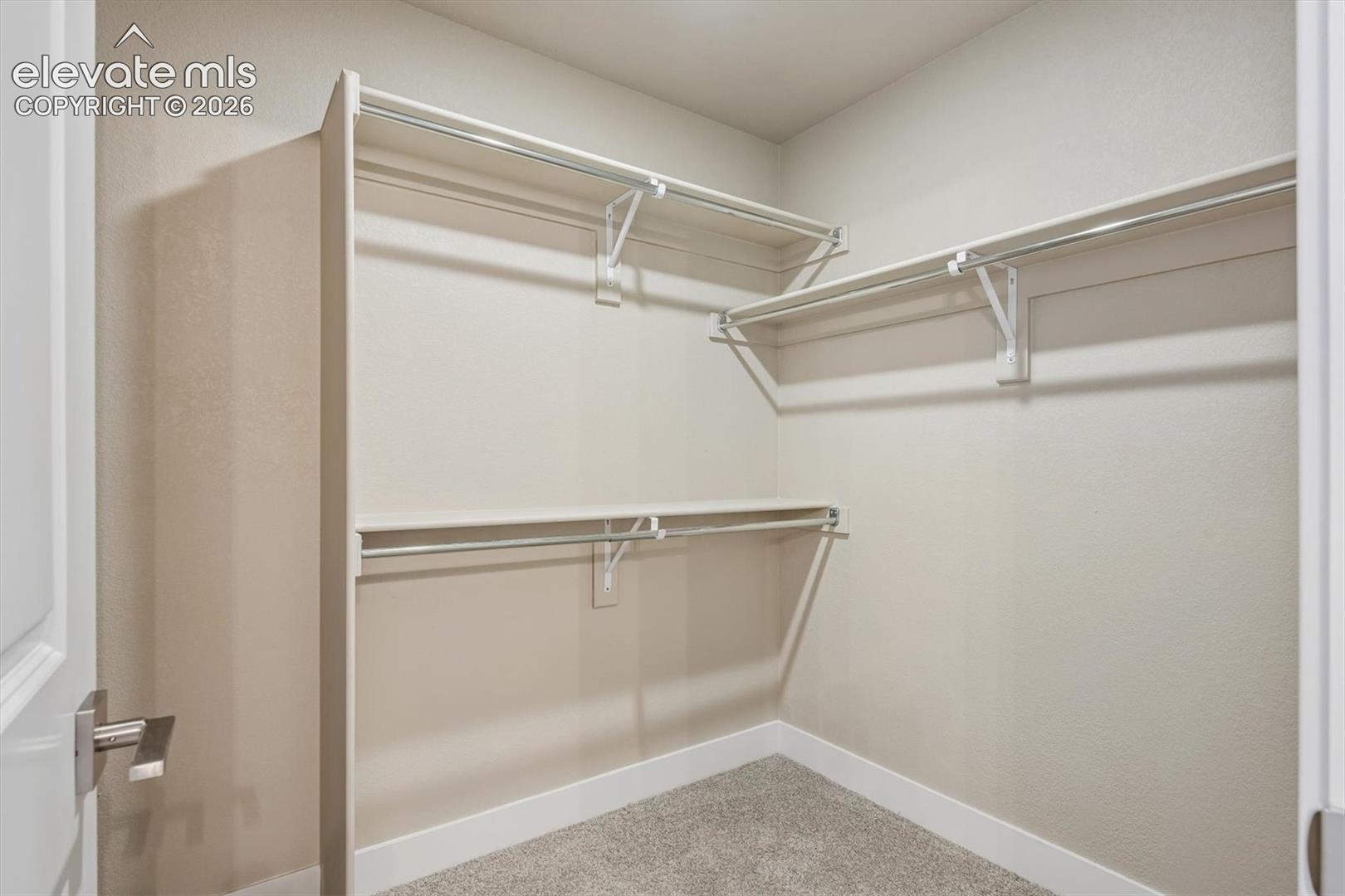 Listing photo 25 for 7907 Grey Bark Way