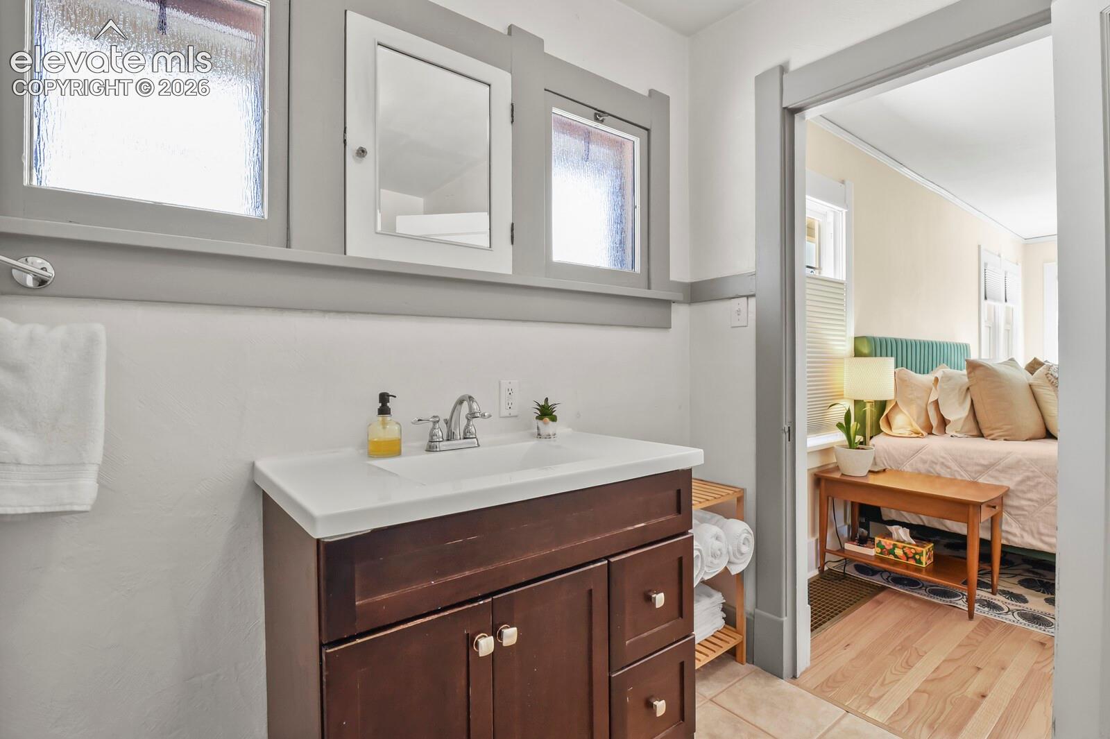Listing photo 26 for 1507 N El Paso Street