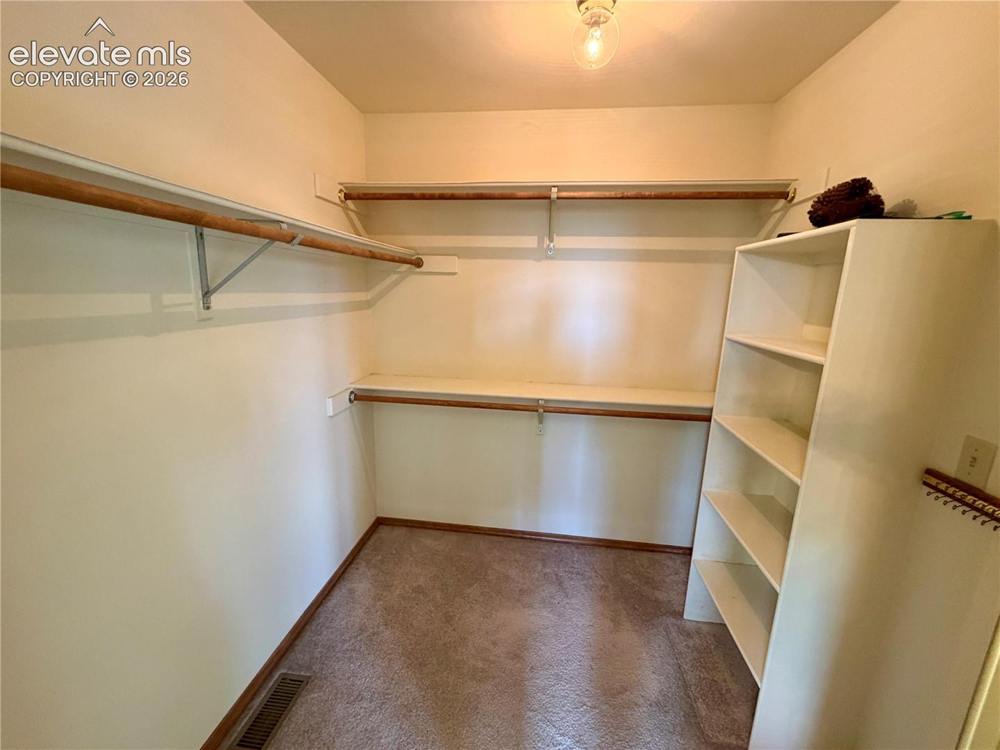 8402 Sutterfield Drive, photo 24