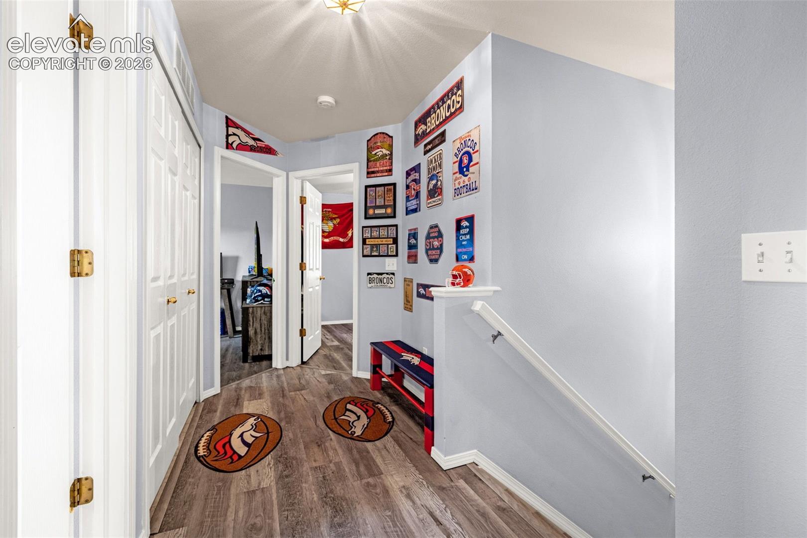 Listing photo 14 for 15628 Dawson Creek Drive