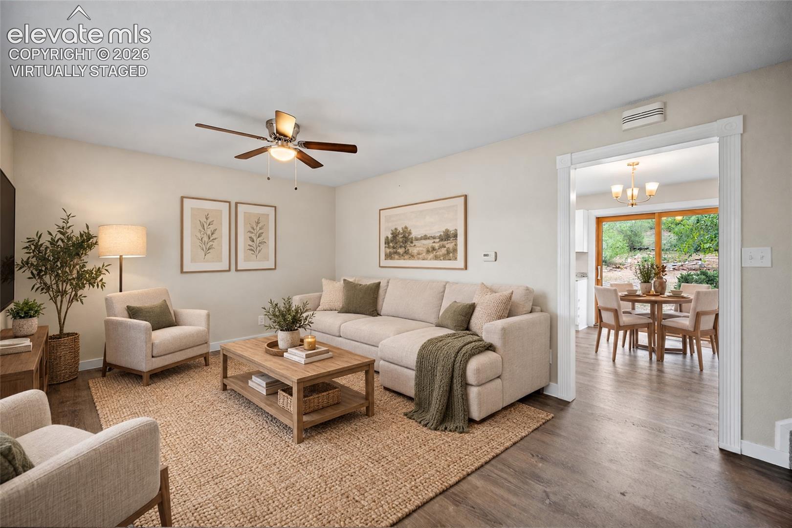 1021 De La Vista Place, photo 3