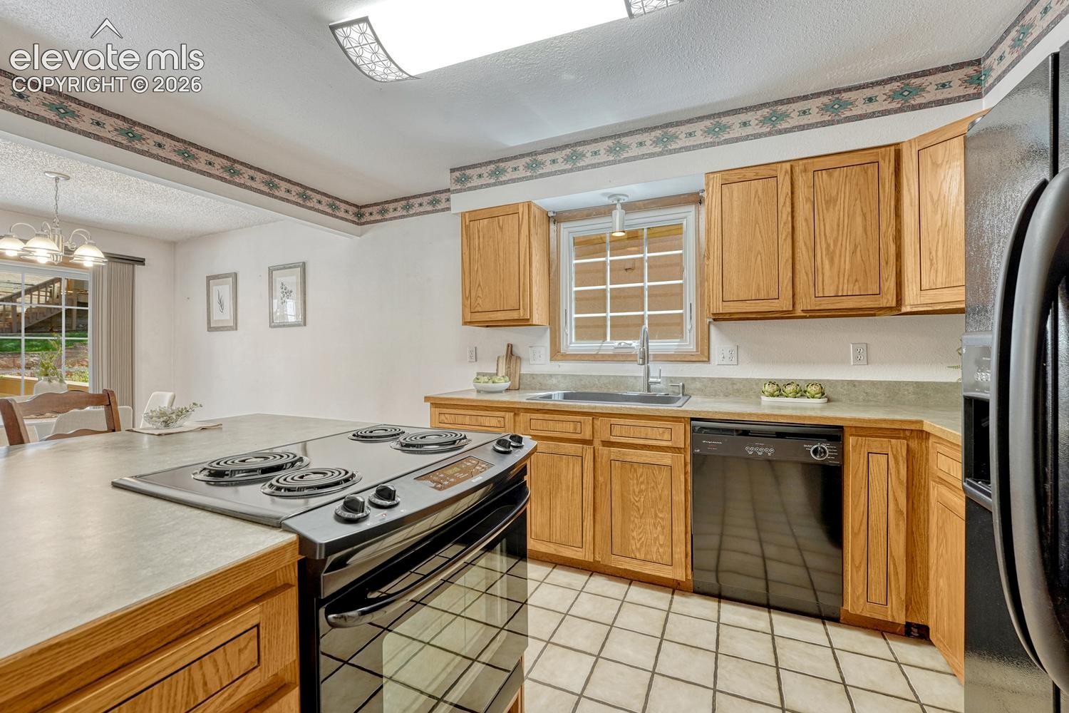 1882 Brookdale Drive, photo 23