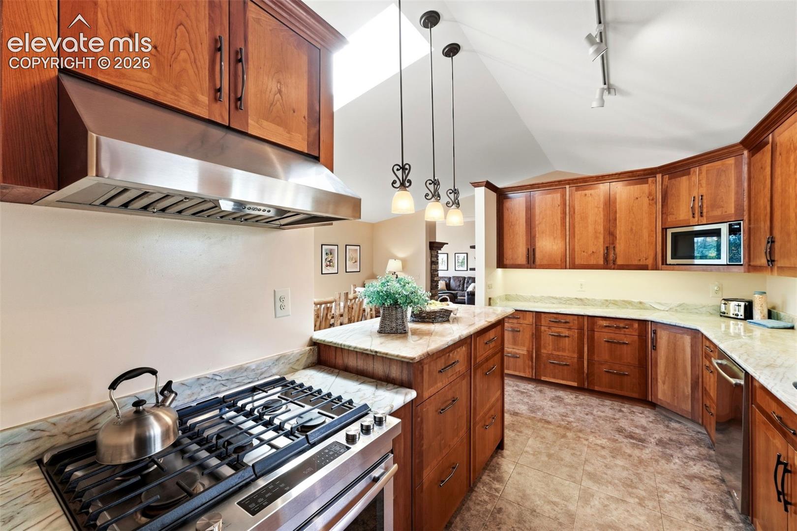Listing photo 14 for 1509 County Road 25