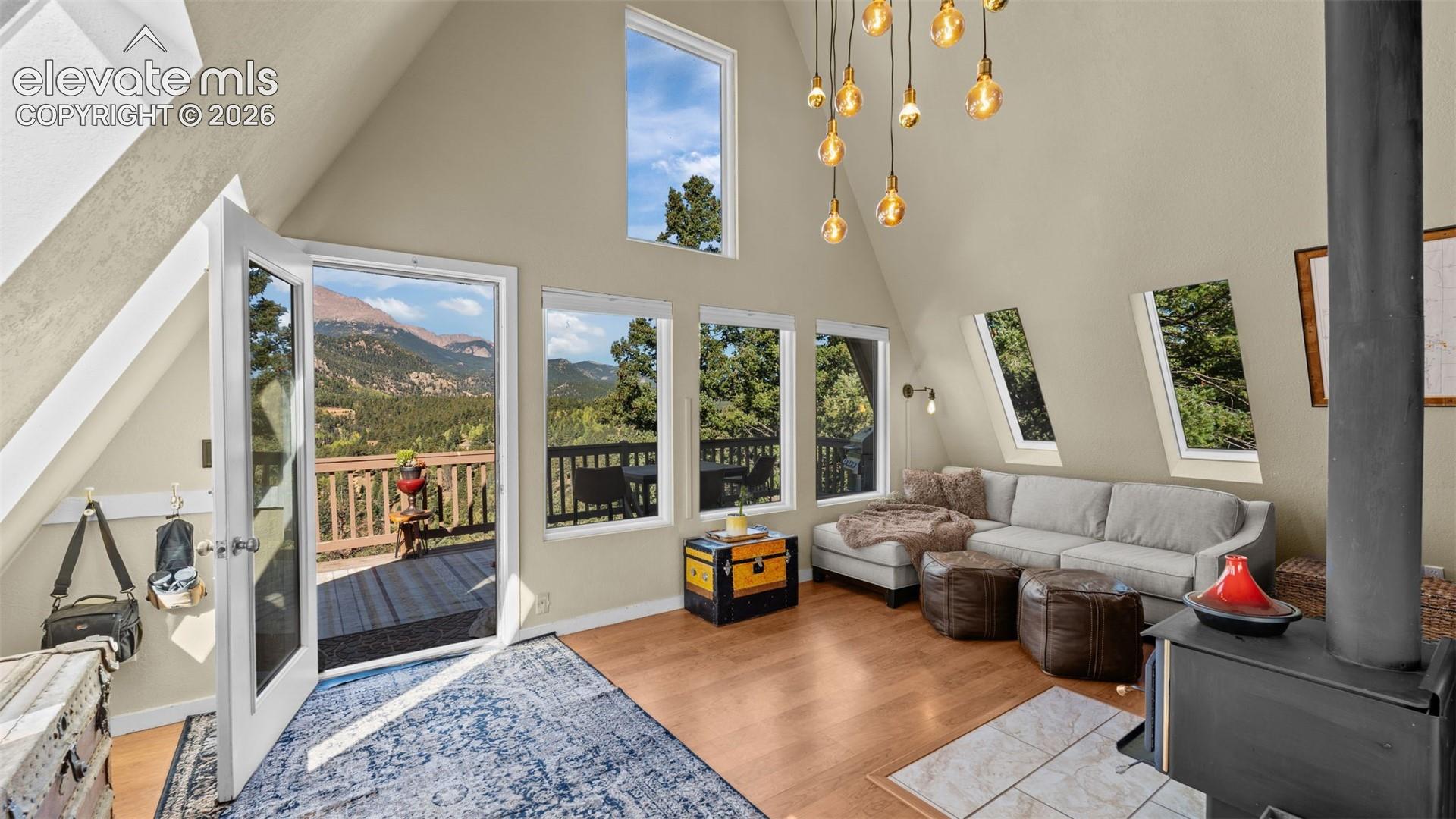 Listing photo 10 for 6840 Eagle Mountain Road